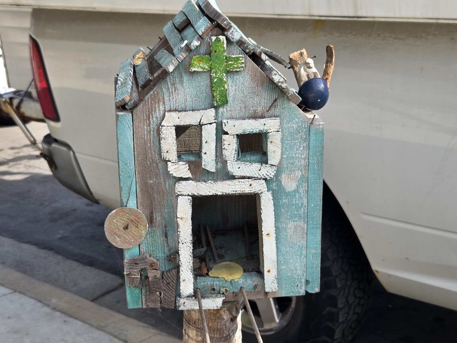 Quirky corner of Ocean Beach, San Diego — photo 2