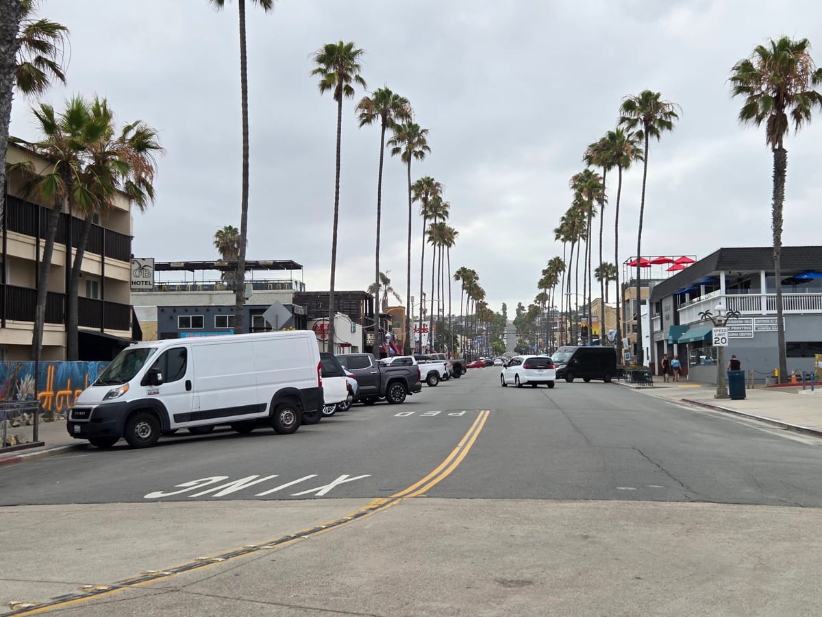 Newport Avenue storefronts, Ocean Beach 92107 โ photo 3