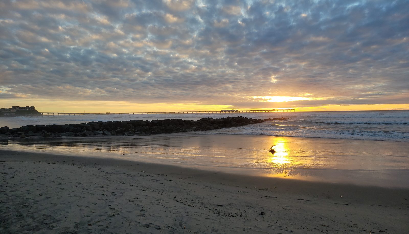 Sunset over the Pacific at Ocean Beach, San Diego 92107 โ photo 13